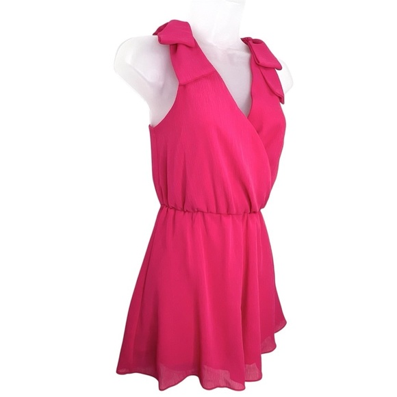 Gianni Bini Hot Pink Wrap Style Romper with Bow details at shoulders SZ XS - Picture 2 of 11